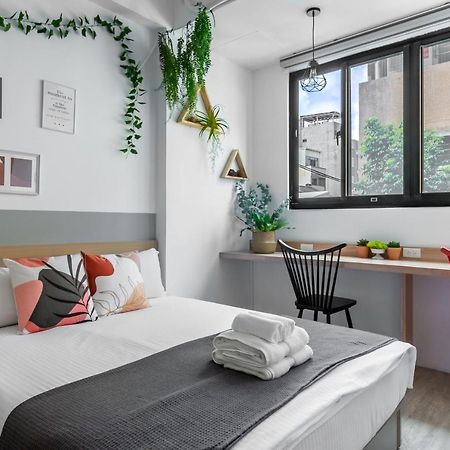 Sleepier Multi-Minsu Tainan Apartment ภายนอก รูปภาพ