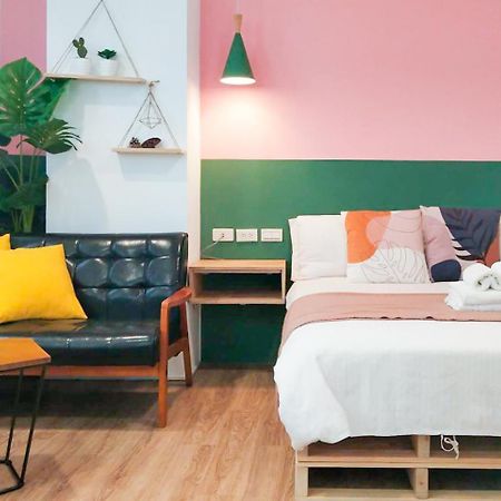 Sleepier Multi-Minsu Tainan Apartment ภายนอก รูปภาพ