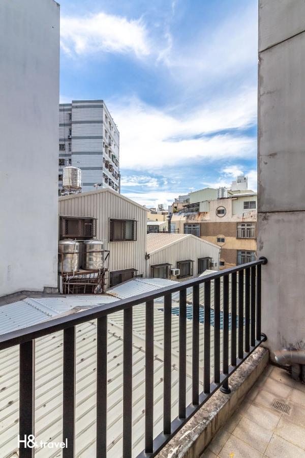 Sleepier Multi-Minsu Tainan Apartment ภายนอก รูปภาพ