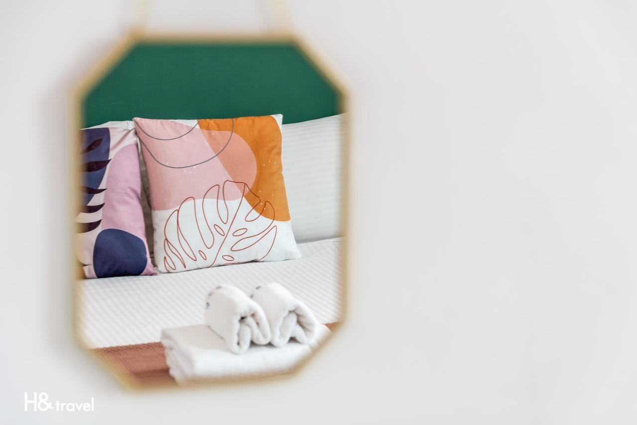 Sleepier Multi-Minsu Tainan Apartment ภายนอก รูปภาพ