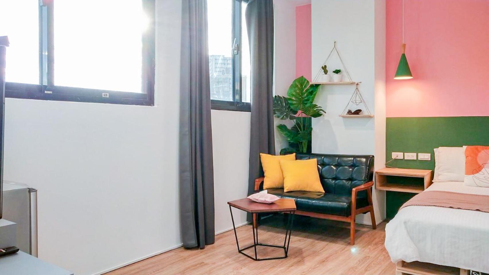Sleepier Multi-Minsu Tainan Apartment ภายนอก รูปภาพ
